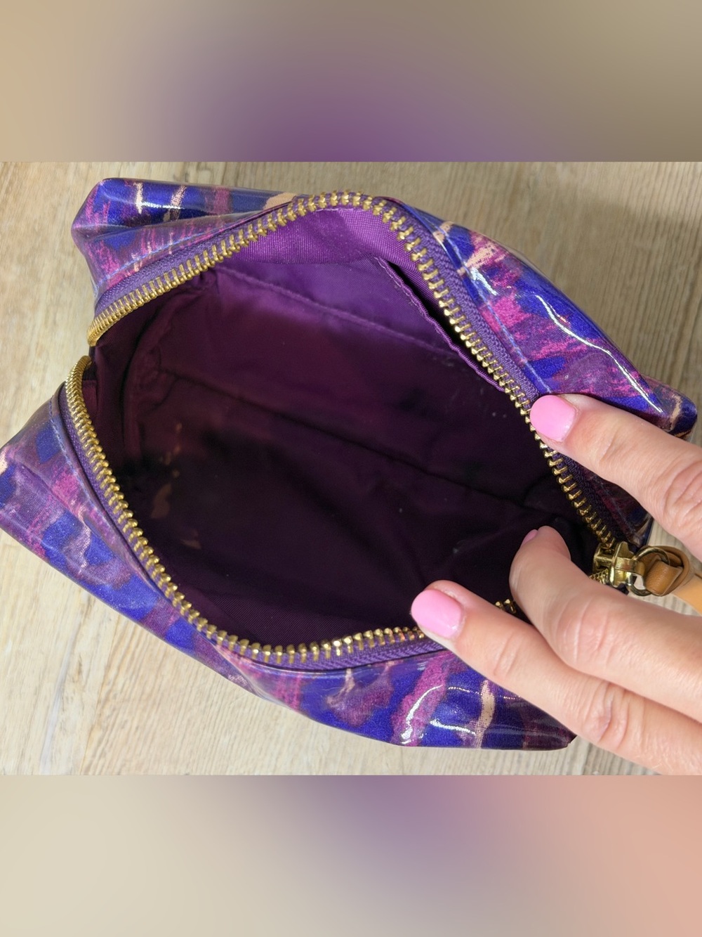 Tory Burch Cosmetic Bag - Picture 4 of 5